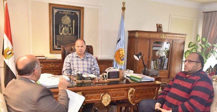 بيطري أسيوط يواصل تنظيم حملات لتحصين والوقاية من الأمراض والفيروسات الوبائية