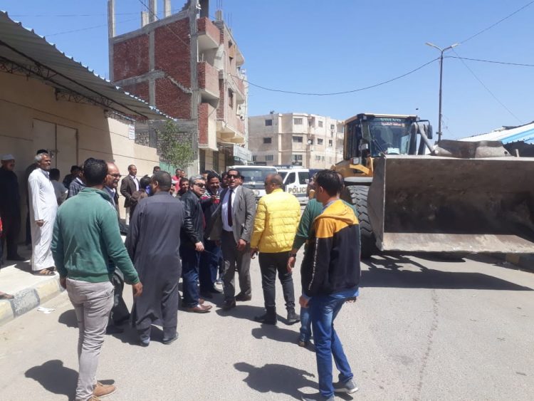 حملة مكبرة لفض سوق البردويل بالعامرية أول.. ورش وتطهير وإزالة جميع المخلفات عقب غلقه 1 حملة مكبرة لفض سوق البردويل بالعامرية أول.. ورش وتطهير وإزالة جميع المخلفات عقب غلقه