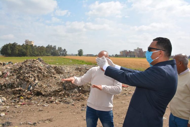 محافظ الدقهلية يتفقد موقع مصنع تدوير القمامة بسندوب