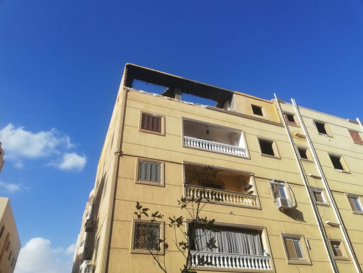 رئيس الجهاز: إزالة دور سطح مخالف بالمنطقة التاسعة عمارات بمدينة الشروق