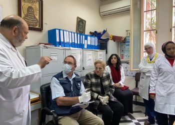 دار الإفتاء تبيح الإفطار للأطقم الطبية إذا وقع عليهم ضرر جراء صيام رمضان