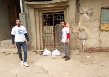 “مستقبل وطن” يطرق “الأبواب” لتوصيل السلع الغذائية للأسر المستحقة