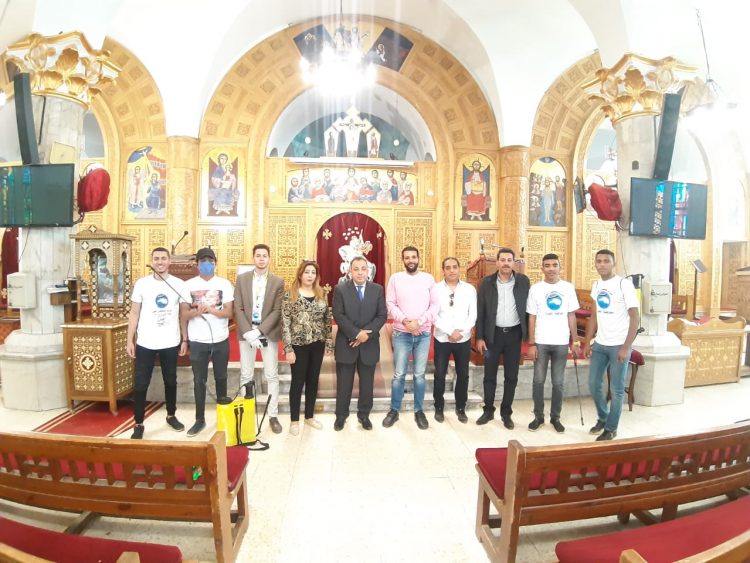 بالصور.. تعقيم كنيسة مارجرجس بالهرم بمعاونة شباب حزب مستقبل وطن