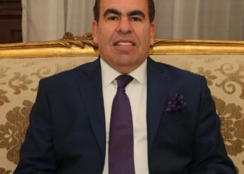 بسبب كورونا.. وفد القليوبية يشارك في مبادرة مساعدة المسنين فى صرف المعاشات