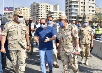 بالصور .. الرئيس السيسي يتفقد الأعمال الإنشائية لتطوير عدد من الطرق والمحاور الكبرى بمنطقة شرق القاهرة