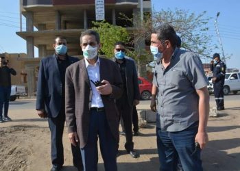 محافظ الغربية يشيد بأداء رئيس مدينة السنطة