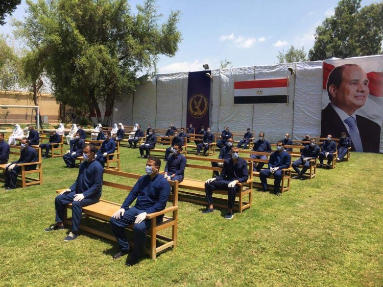 الإفراج عن 5532 سجينًا بمناسبة عيد الفطر المبارك 1 الإفراج عن 5532 سجينًا بمناسبة عيد الفطر المبارك