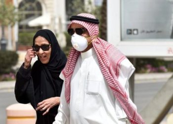 السعودية تبدأ تخفيف الحظر في جميع المناطق باستثناء مكة المكرمة