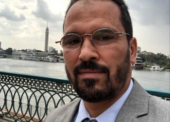 بادر قبل أن يغادر