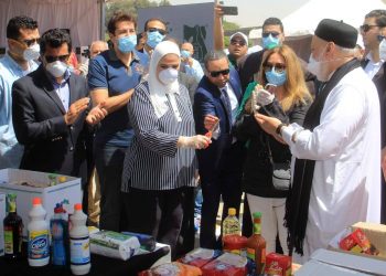 تدشين قافلة مساعدات للأسر الأكثر احتياجًا في 17 محافظة