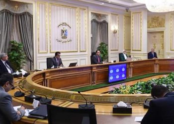 رئيس الوزراء يتابع جهود مجابهة فيروس  “كورونا”