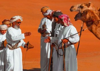 التواصل بين الأجيال” مبادرة عُمانية مبتكرة للحفاظ على الموروث من التقاليد والعادات