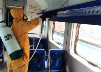 بالصور .. هيئة السكك الحديدية تواصل إتخاذ كافة الاجراءات الخاصة بأعمال التعقيم