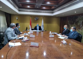 وزير النقل يستعرض نتائج الدراسة الخاصة بكارت النقل الذكي والتذكرة الموحدة