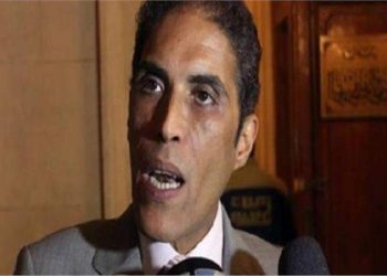 الداخلية توافق علي خروج خالد داوود لحضور مراسم دفن وعزاء شقيقته