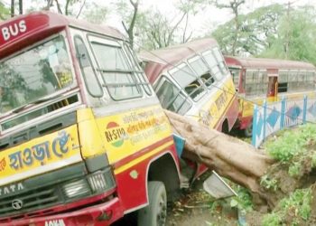 إعصار أمبان يخلف 84 قتيلا و«دمارا هائلا» في الهند وبنجلاديش