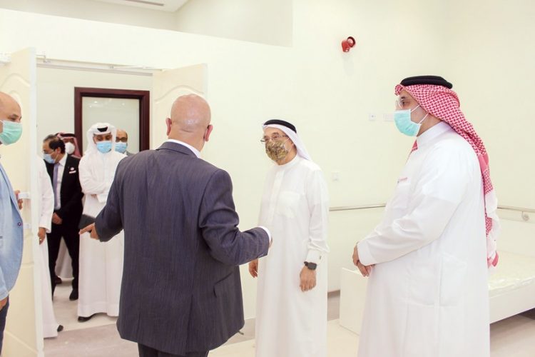 افتتاح أكبر وحدة لعلاج كورونا بمركز عبدالله كانو 1 افتتاح أكبر وحدة لعلاج كورونا بمركز عبدالله كانو