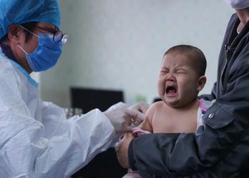 صيحة عالمية للمحافظة على برامج تحصين الأطفال والحد من تأثير كورونا في البلدان المنخفضة الدخل