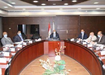 الوزير يترأس أعمال الجمعية العامة للشركة المصرية لتجديد وصيانة خطوط السكك الحديدية
