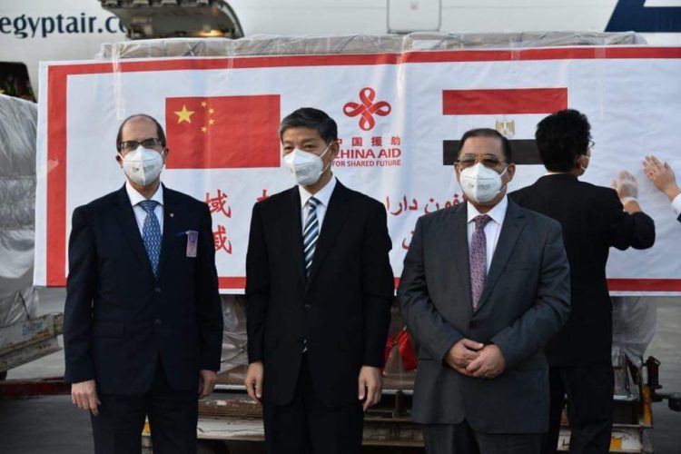 مصر تتسلم شحنة ثالثة من المستلزمات الطبية المكافحة لكورونا من الصين 1 مصر تتسلم شحنة ثالثة من المستلزمات الطبية المكافحة لكورونا من الصين