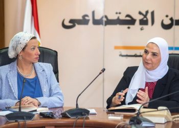 وزيرتا التضامن والبيئة تناقشان مشاكل العاملين في جمع وتدوير المخلفات