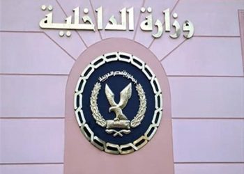 سقوط أصحاب مصنع غير مرخص لإنتاج الكمامات بالعاشر من رمضان فى قبضة الداخلية