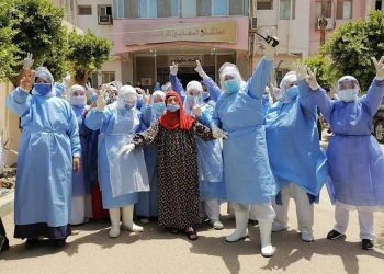 شفاء مصرية عمرها ٩٦ سنة من كورونا