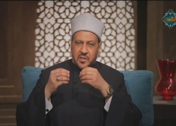 أحاطت البلايا بي من كل النواحي فارفعها بعظمتك يا الله