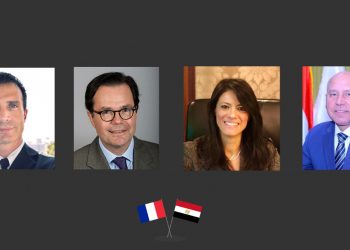 النقل والتعاون الدولي يعلنان توقيع اتفاقية مع فرنسا لتطوير الخط الأول لمترو الأنفاق 7 النقل والتعاون الدولي يعلنان توقيع اتفاقية مع فرنسا لتطوير الخط الأول لمترو الأنفاق