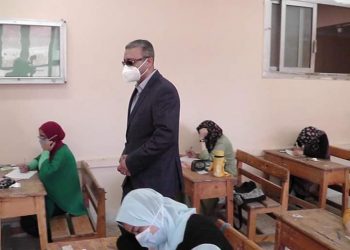 نائب محافظ الغربية يتفقد لجان الثانوية العامة بالسنطة وزفتي
