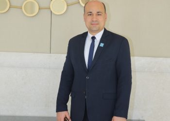 أحمد عبد الهادي عباس مديرا عاما لإدارة المراسم بالإدارة المركزية للعلاقات العامة بمشيخة الأزهر الشريف