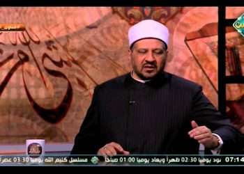 إخراج الزكاة عن المال المودع في دفتر التوفير ببلوغ النصاب والزيادة عن الحاجة