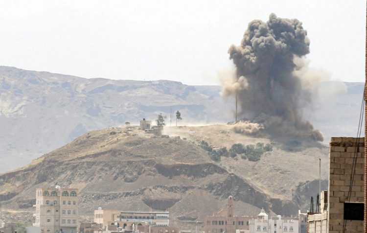 التحالف يشن عملية عسكرية ضد أهداف الحوثيين باليمن 1 التحالف يشن عملية عسكرية ضد أهداف الحوثيين باليمن