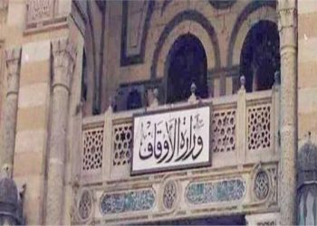 غلق مسجد الحسين وإحالة العاملين به للتحقيق لعدم الالتزام بالإجراءات الاحترازية 