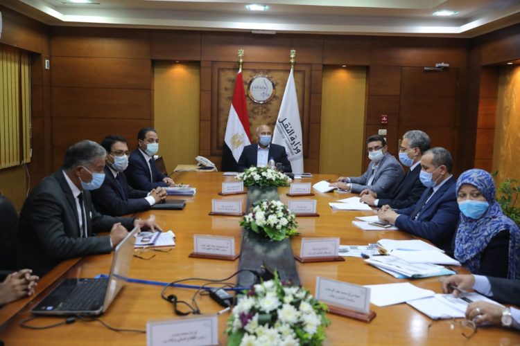 وزير النقل ترأس أعمال الجمعية العامة للشركة المصرية الفرنسية لصيانة خطوط السكك الحديدية (اجيفراي) 1 وزير النقل ترأس أعمال الجمعية العامة للشركة المصرية الفرنسية لصيانة خطوط السكك الحديدية (اجيفراي)