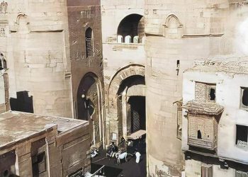 اعرف بلدك: باب زويلة