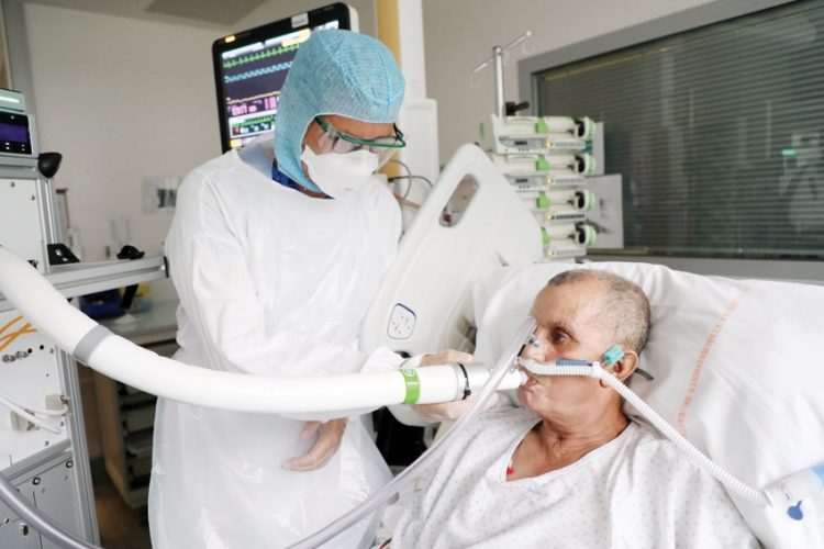 كورونا: أكثر من 15 مليون إصابة في العالم وألف وفاة يومية بأمريكا