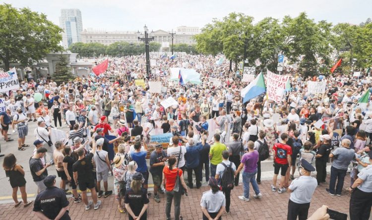 احتجاجات ضخمة مناهضة للكـرمـلـين في أقـصى الشرق الروسي 1 احتجاجات ضخمة مناهضة للكـرمـلـين في أقـصى الشرق الروسي
