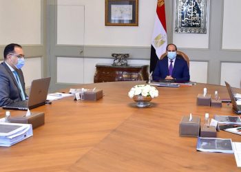 الرئيس يُوجه بالإسراع في تغطية احتياجات الاستهلاك الحالي والمستقبلي من المستلزمات الطبية والدواء