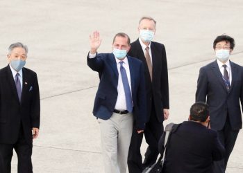 وصول أرفع وفد أمريكي منذ عقود إلى تايوان.. وبكين تندد