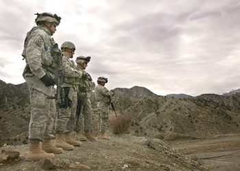 الاستخبارات الأمريكية: إيران دفعت مكافآت لاستهداف قواتنا في أفغانستان