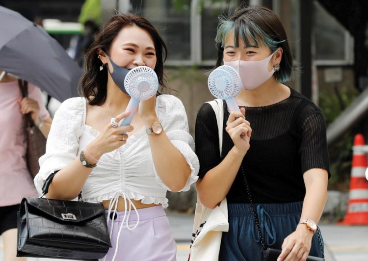 الأفراد دون 50 عاما ينشرون عدوى كورونا في آسيا والمحيط الهادي 1 الأفراد دون 50 عاما ينشرون عدوى كورونا في آسيا والمحيط الهادي
