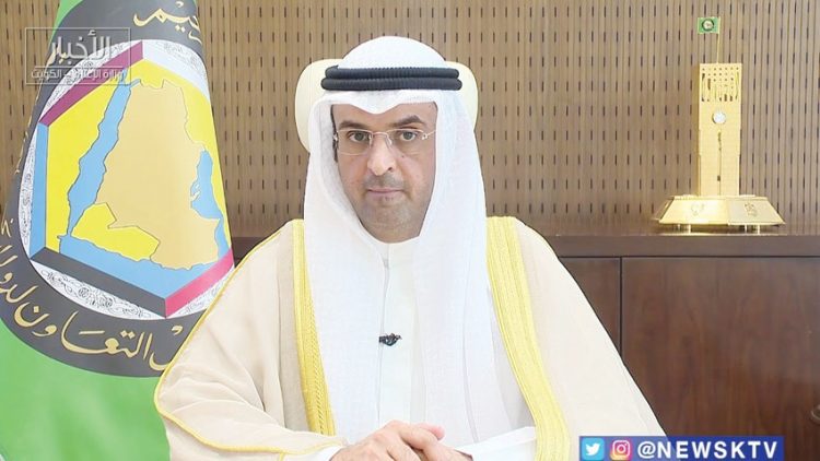 أمين عام مجلس التعاون الخليجي يرحب بوقف إطلاق النار فى ليبيا