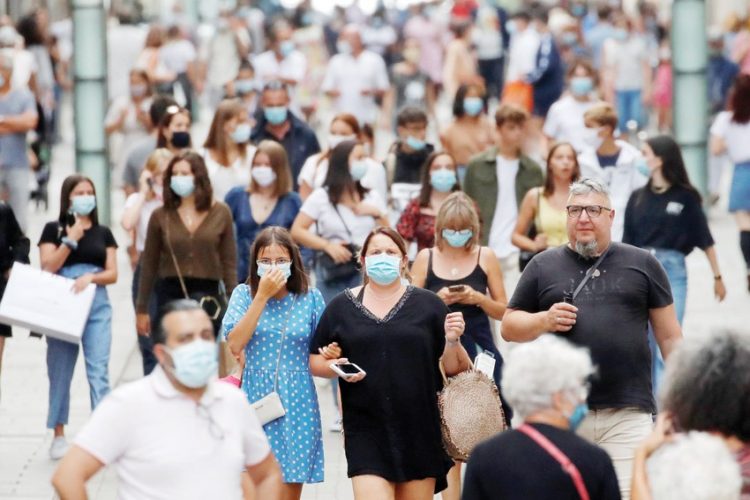 كورونا..الوضع الصحى فى العالم يواصل تدهوره وسط مخاوف من موجة جديدة 1 كورونا..الوضع الصحى فى العالم يواصل تدهوره وسط مخاوف من موجة جديدة