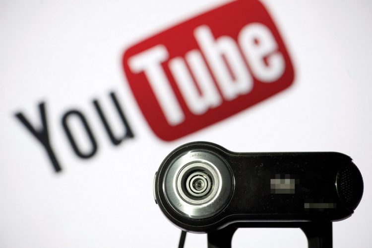 الذكاء الاصطناعي يتشدد في حذف فـيـديـوهات على «يوتيوب» 1 الذكاء الاصطناعي يتشدد في حذف فـيـديـوهات على «يوتيوب»