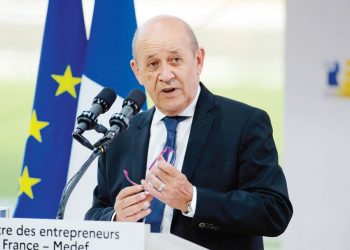 لودريان:الخطر اليوم هو اختفاء لبنان