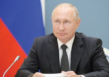 بوتين يكشف عن حالة ابنته الصحية بعد خضوعها للقاح كورونا