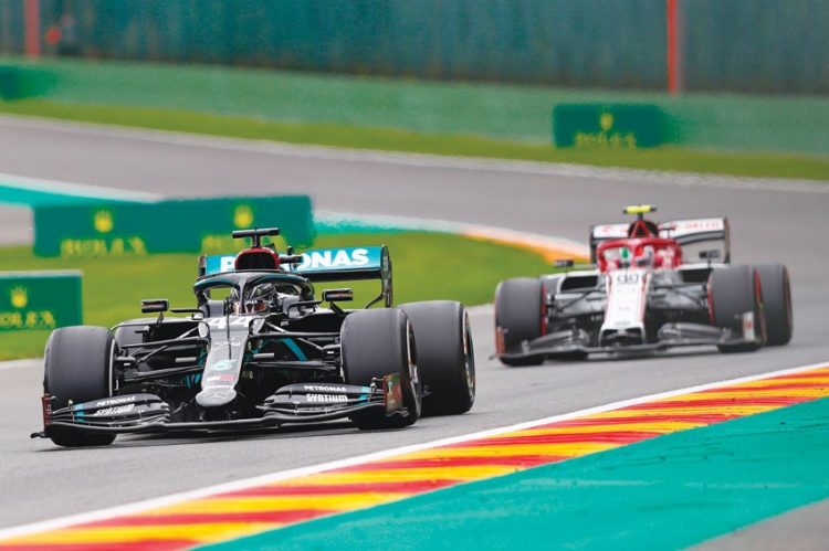 بوتاس يحقق أفضل زمن في التجربة الحرة الأولى لسباق فورمولا1- البلجيكي 1 بوتاس يحقق أفضل زمن في التجربة الحرة الأولى لسباق فورمولا1- البلجيكي