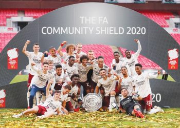 آرسنال يتوج باللقب على حساب ليفربول