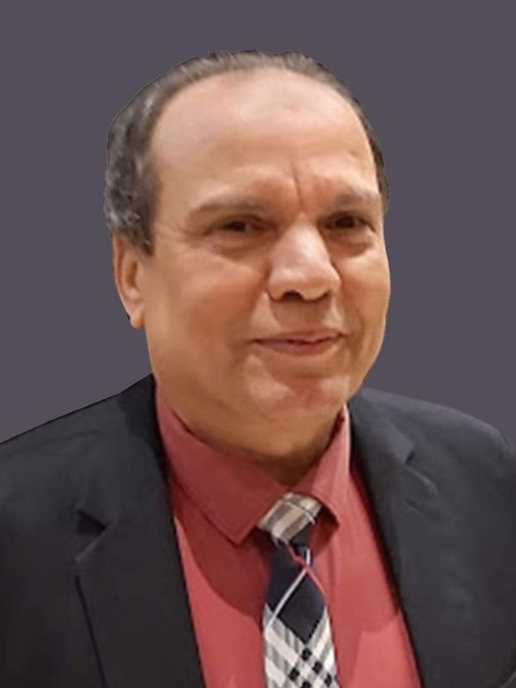 العربي يُهنيء الفشني بمناسبة تكليفه أمينا عاما مساعدا بمجمع البحوث الإسلامية 1 العربي يُهنيء الفشني بمناسبة تكليفه أمينا عاما مساعدا بمجمع البحوث الإسلامية